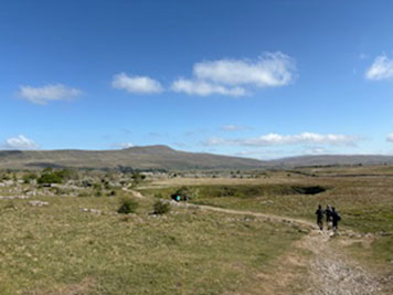 image3 Walk to summit
