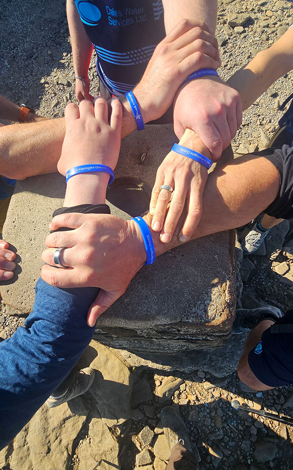 Wristsbands Walk to summit